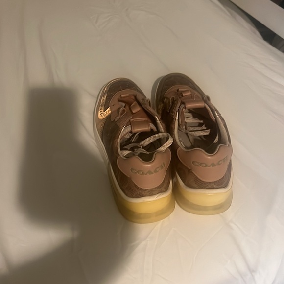 Authentic Coach trainer, bought from Macy’s ,used in an excellent condition. - Picture 3 of 3